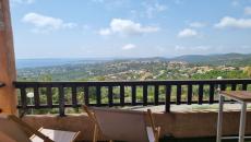 0LES ISSAMBRES Apartment T3 (44 m²) air-conditioned, without vis-à-vis, furnished and renovated in t